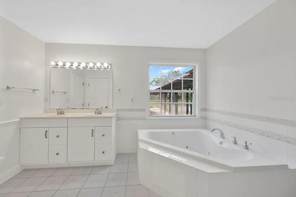 8077 Lake Hatchineha Road Haines City FL 33844