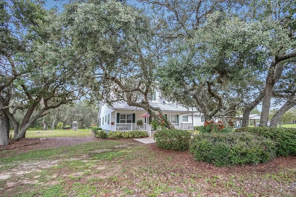 8077 Lake Hatchineha Road Haines City FL 33844