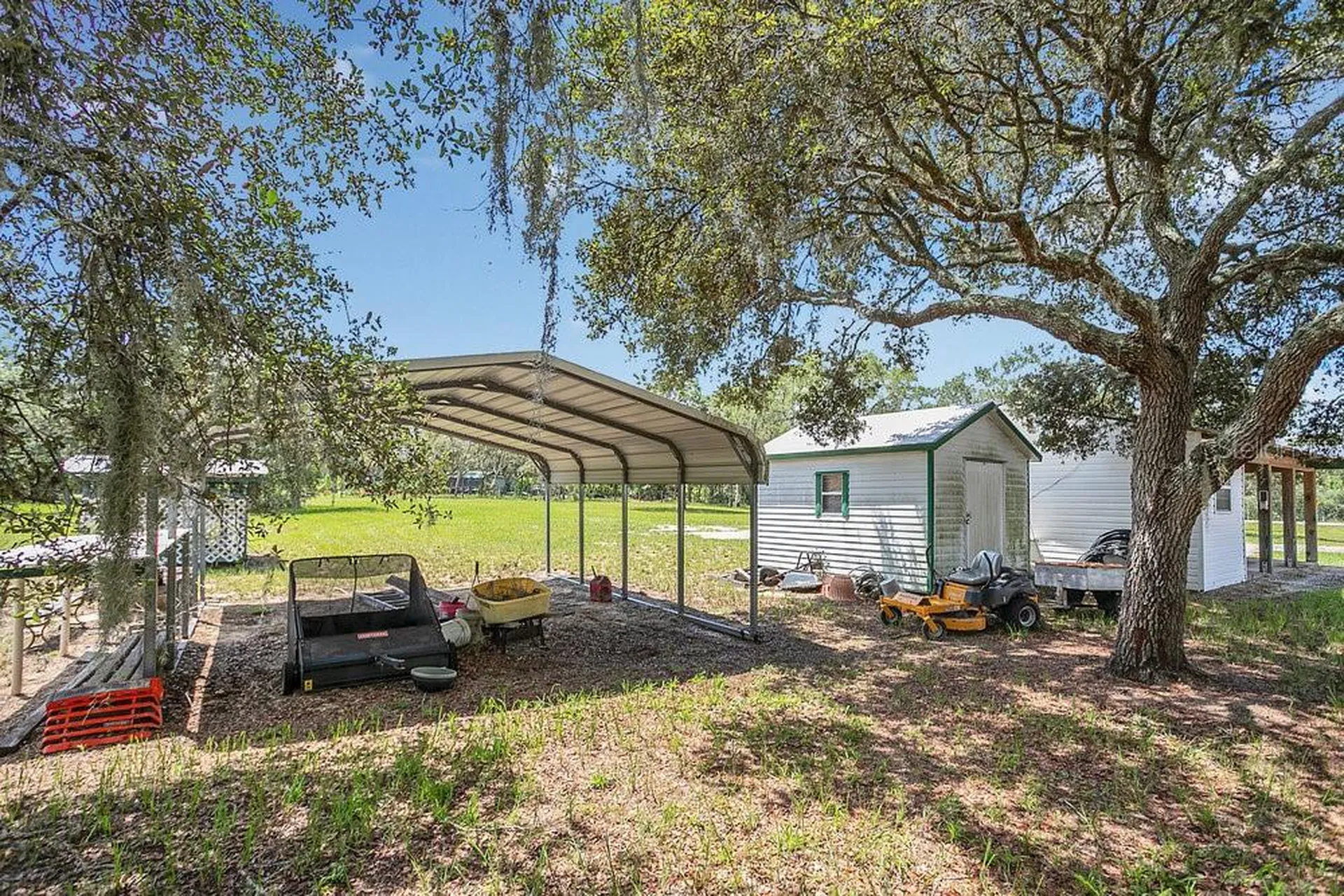8077 Lake Hatchineha Road Haines City FL 33844