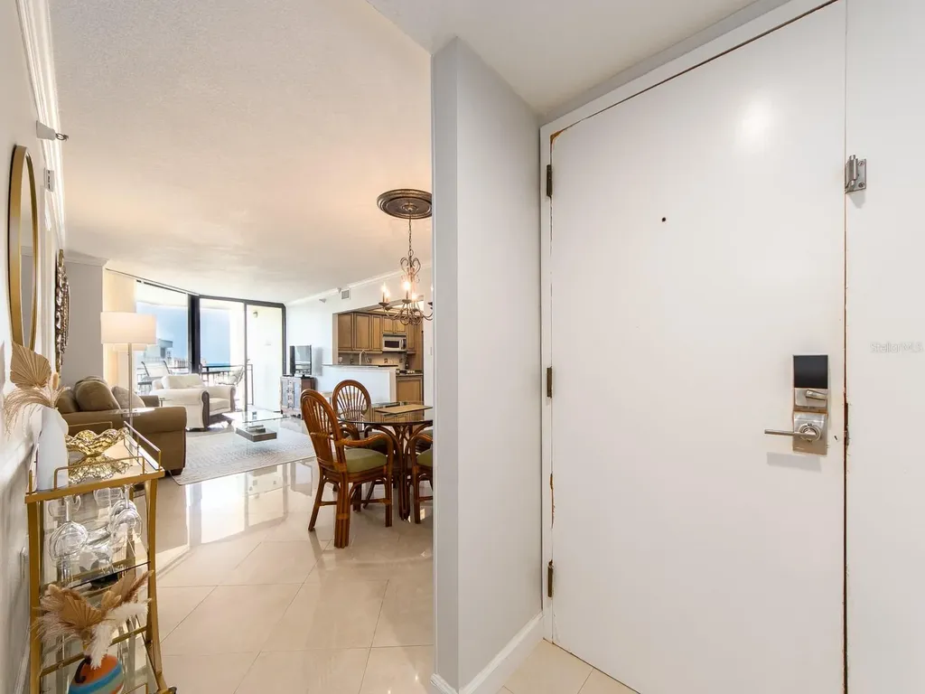 690 Island Way Clearwater Beach FL 33767