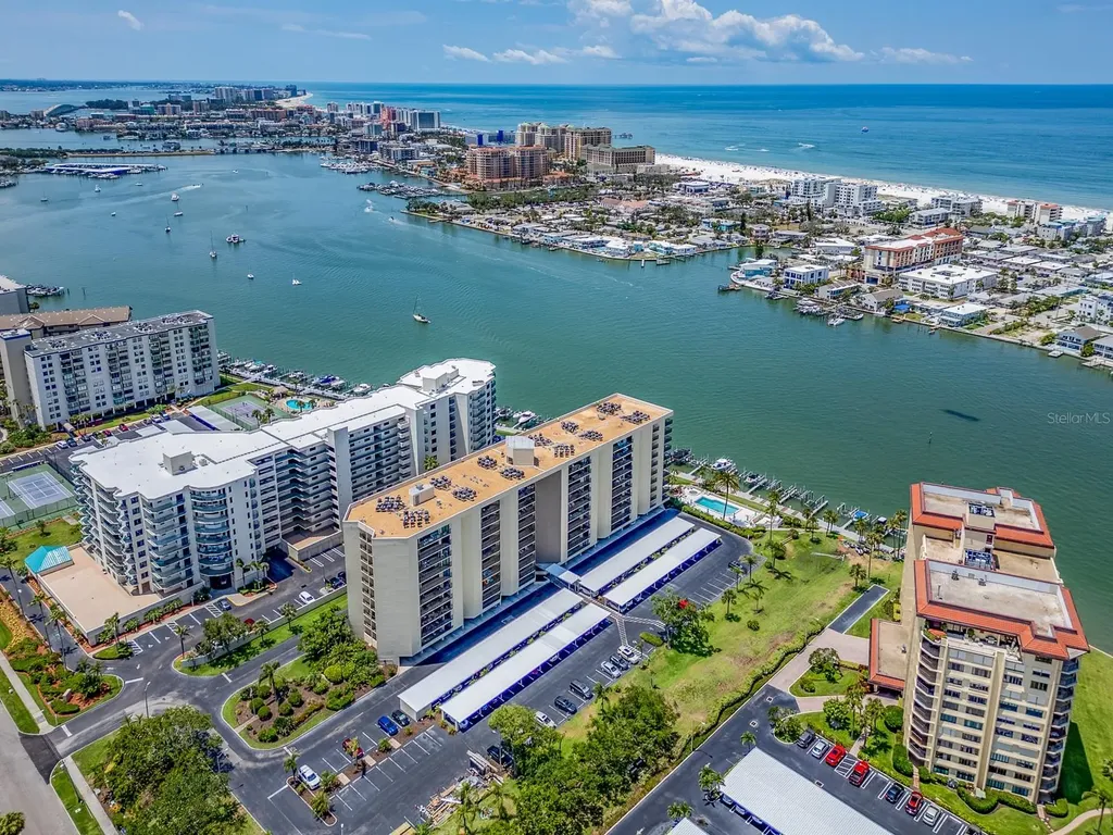 690 Island Way Clearwater Beach FL 33767