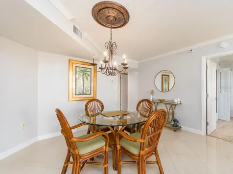 690 Island Way Clearwater Beach FL 33767