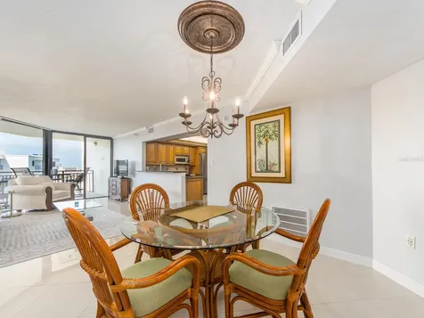 690 Island Way Clearwater Beach FL 33767