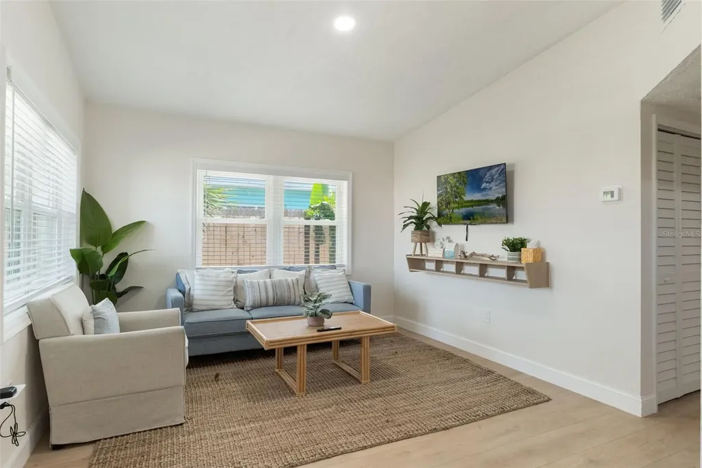 637 S Orlando Avenue Cocoa Beach FL 32931