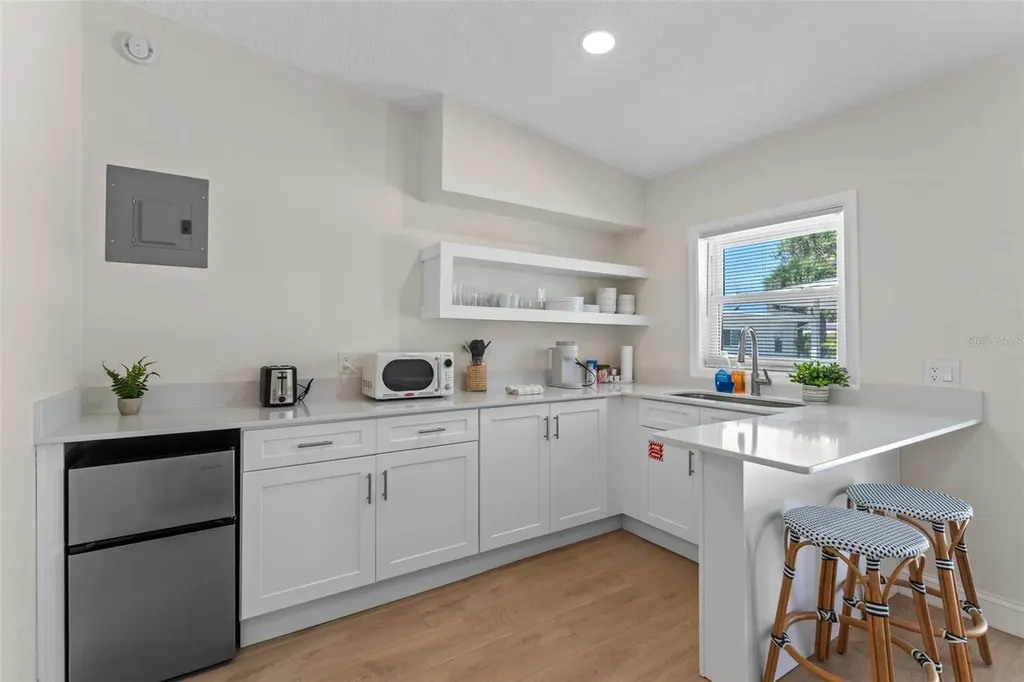 637 S Orlando Avenue Cocoa Beach FL 32931