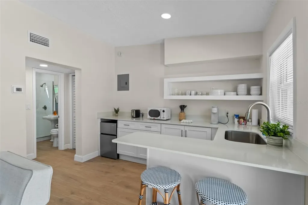 637 S Orlando Avenue Cocoa Beach FL 32931