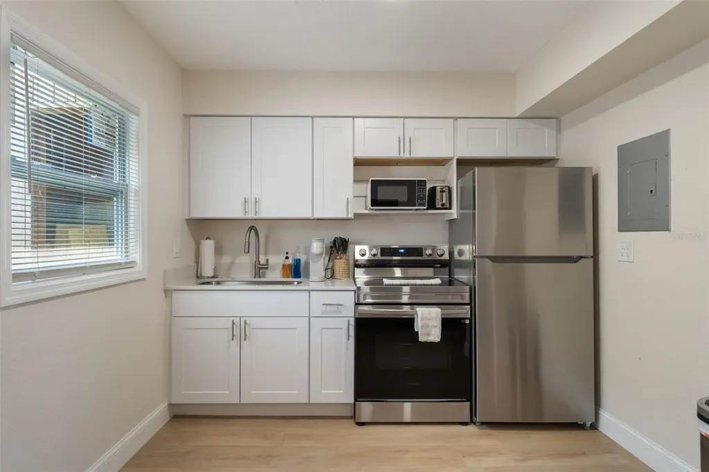 637 S Orlando Avenue Cocoa Beach FL 32931