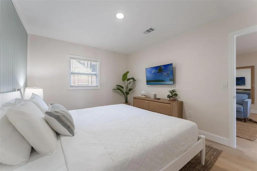 637 S Orlando Avenue Cocoa Beach FL 32931