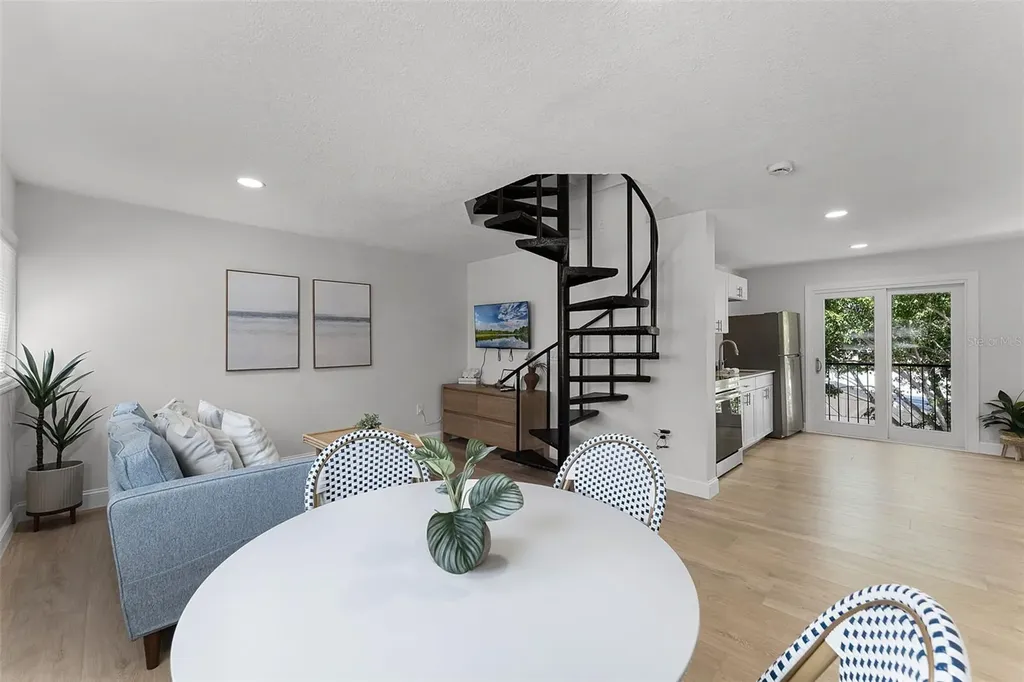 637 S Orlando Avenue Cocoa Beach FL 32931