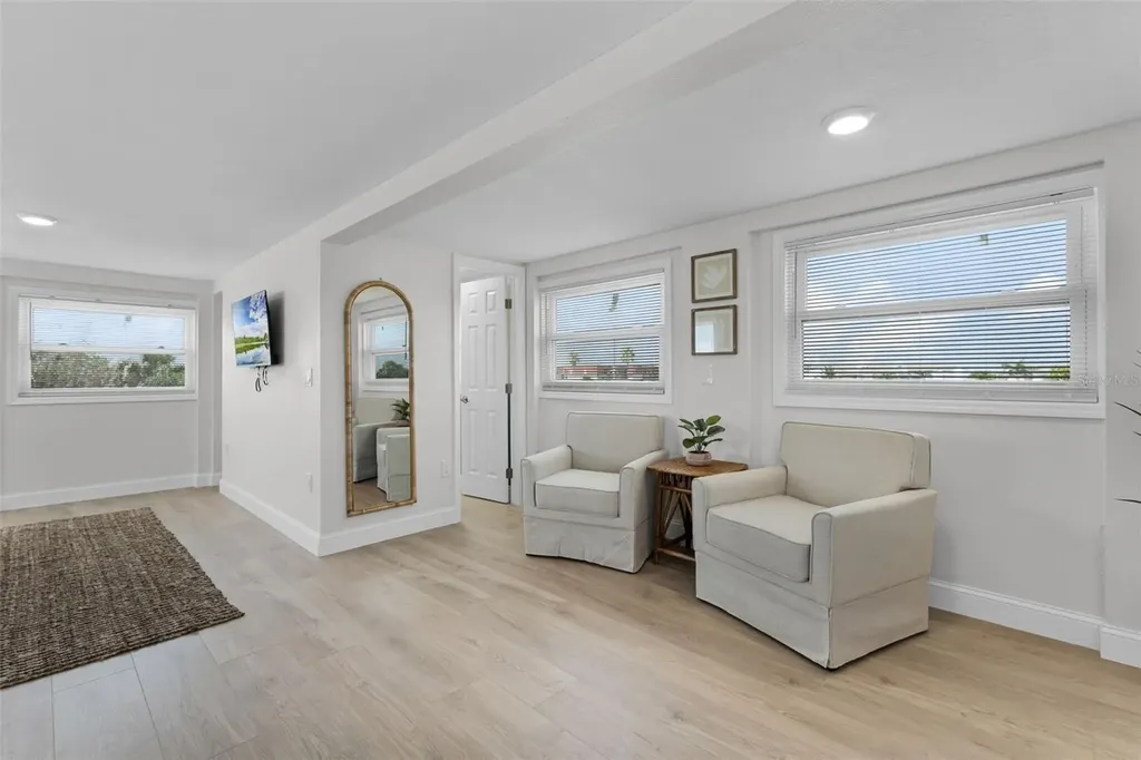 637 S Orlando Avenue Cocoa Beach FL 32931