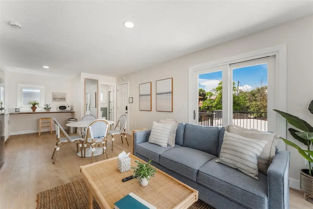 637 S Orlando Avenue Cocoa Beach FL 32931