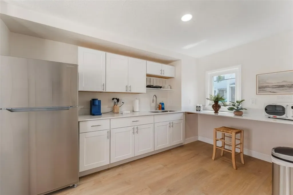 637 S Orlando Avenue Cocoa Beach FL 32931