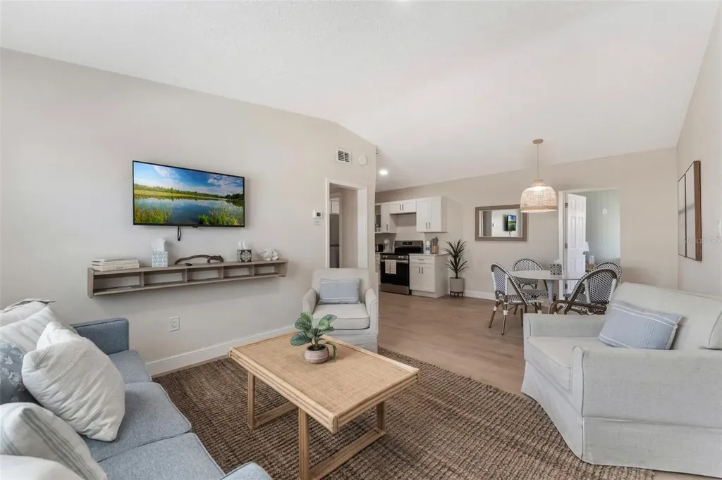 637 S Orlando Avenue Cocoa Beach FL 32931