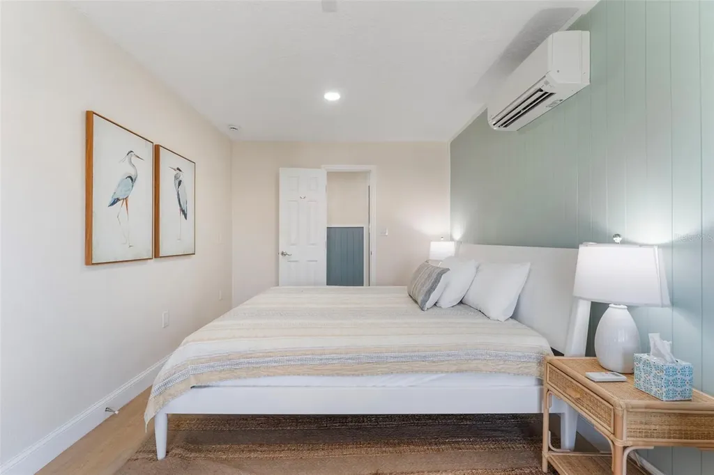 637 S Orlando Avenue Cocoa Beach FL 32931