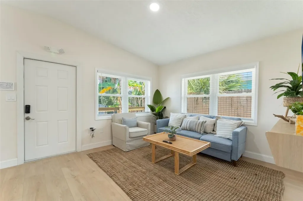 637 S Orlando Avenue Cocoa Beach FL 32931