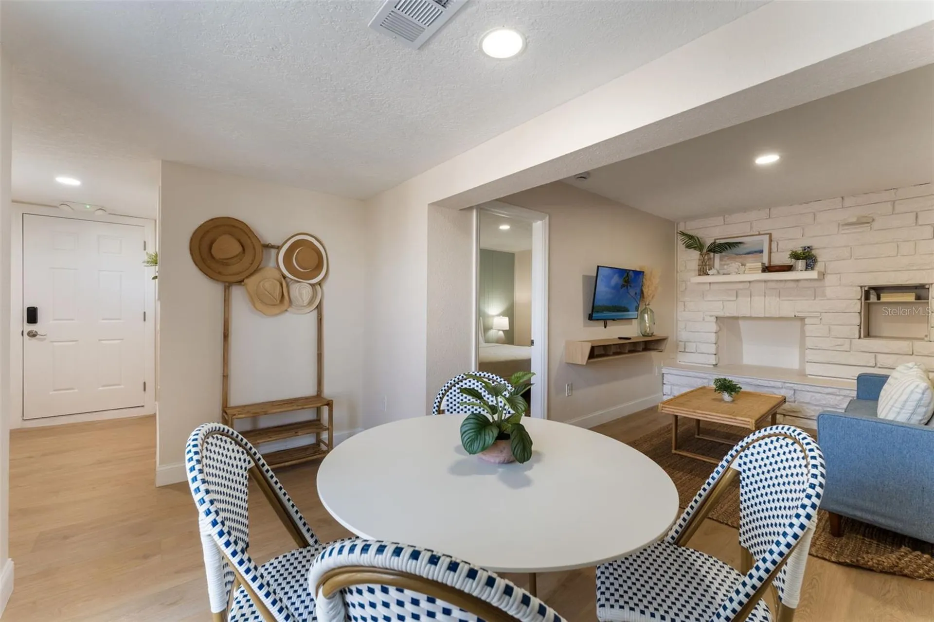 637 S Orlando Avenue Cocoa Beach FL 32931