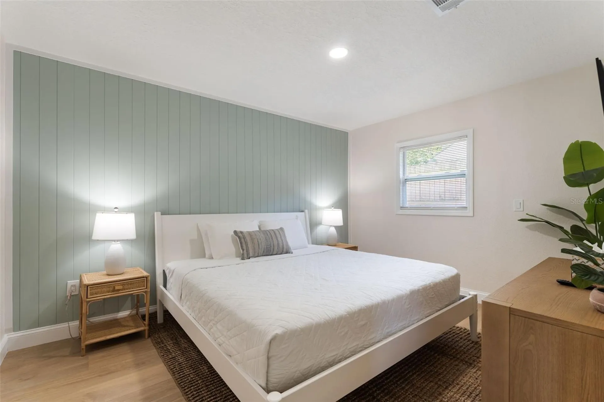 637 S Orlando Avenue Cocoa Beach FL 32931