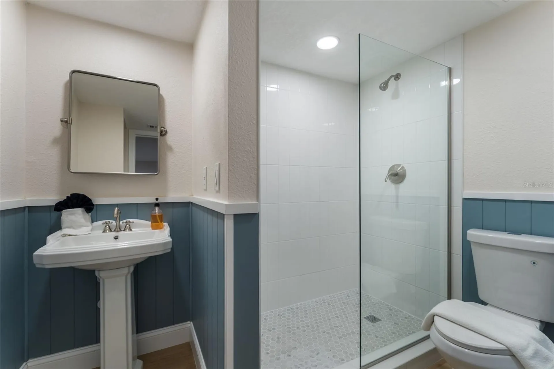 637 S Orlando Avenue Cocoa Beach FL 32931