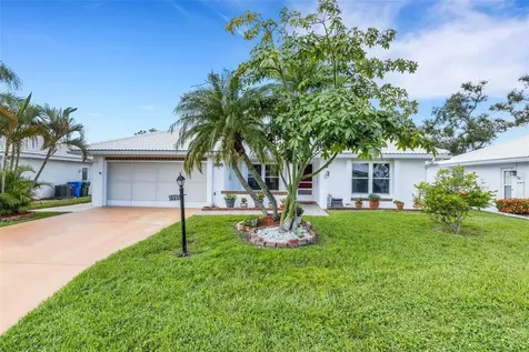 3995 Lakewood Avenue Bradenton FL 34208