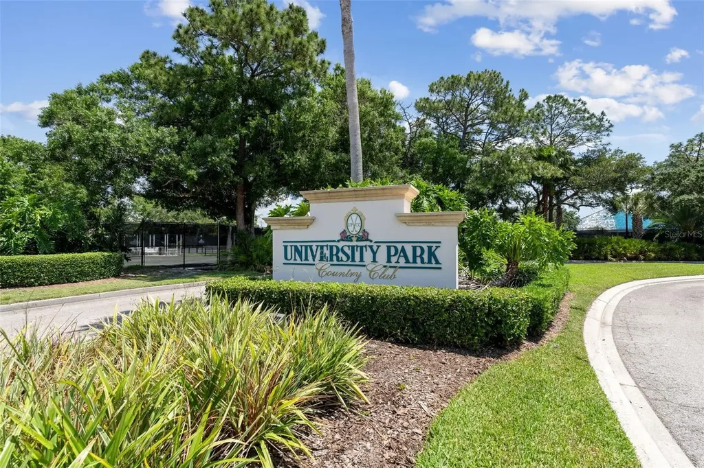 6426 Addington Place University Park FL 34201