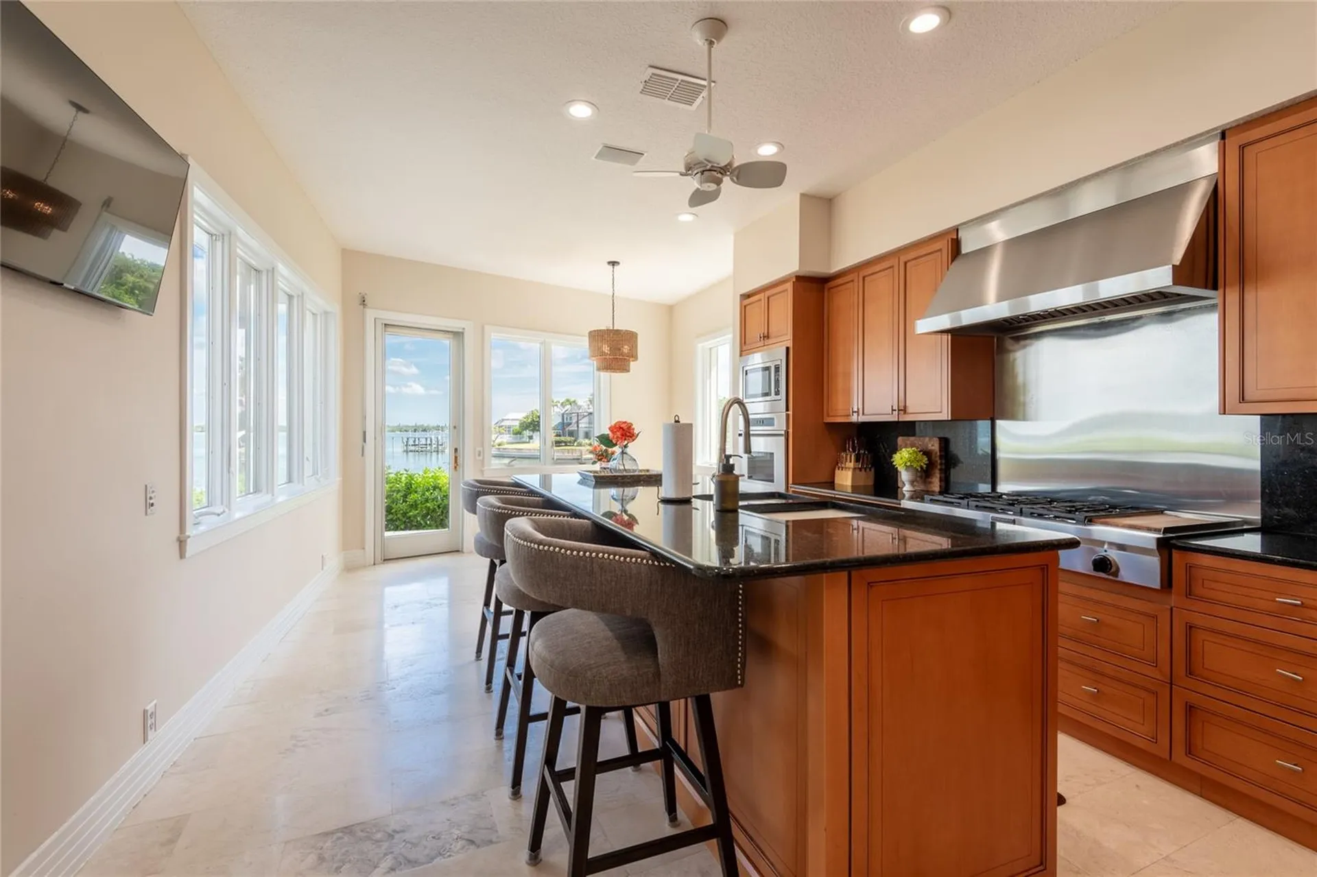 4703 Dolphin Cay Lane S St Petersburg FL 33711