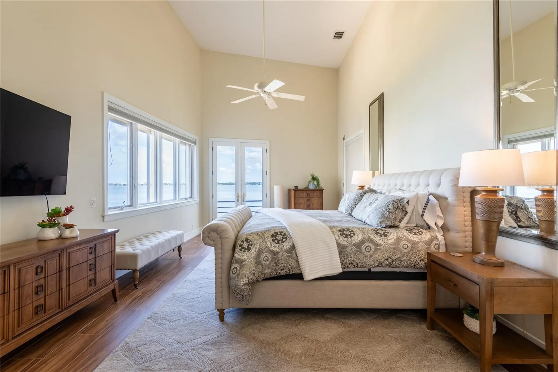 4703 Dolphin Cay Lane S St Petersburg FL 33711