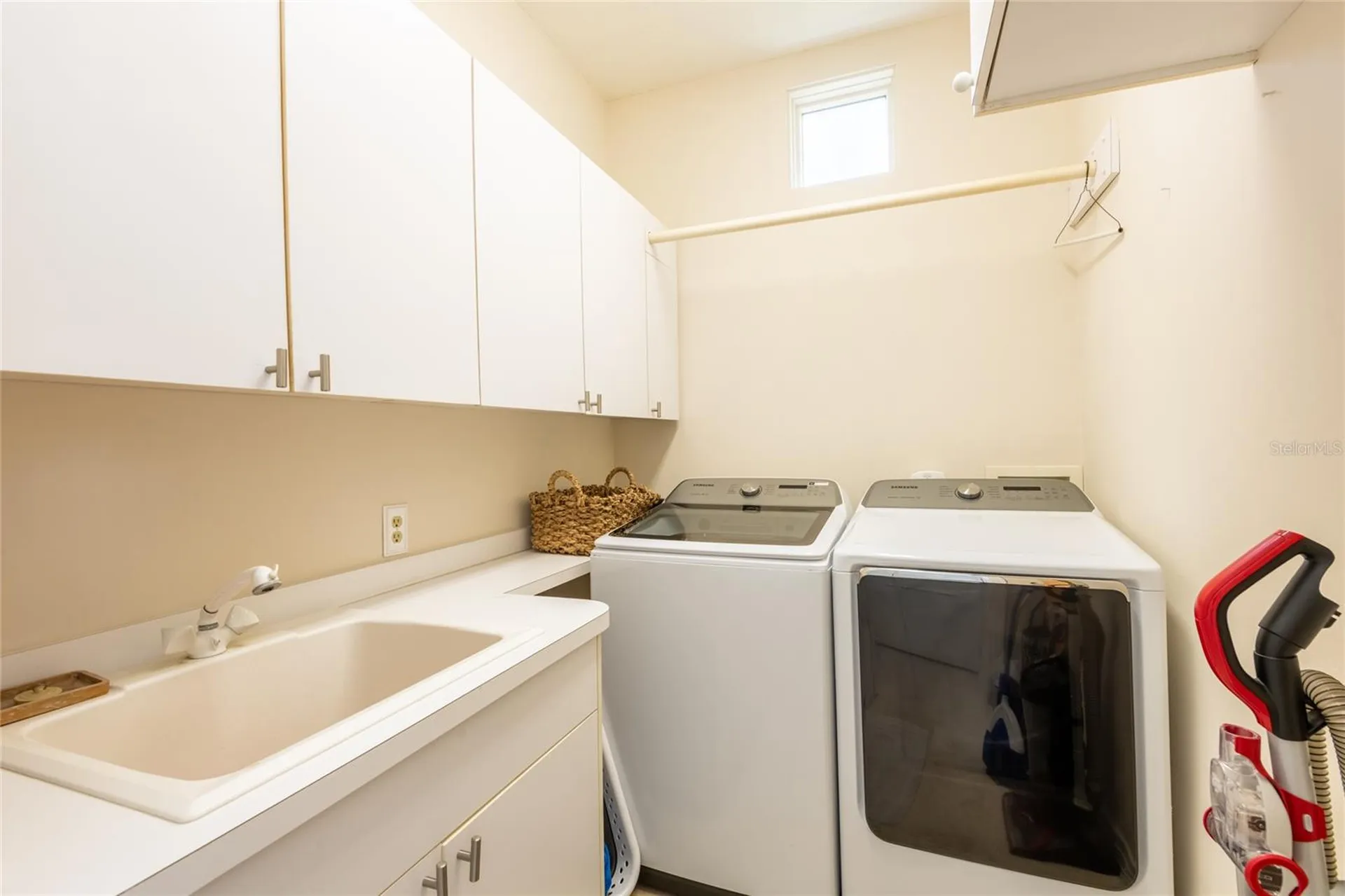 4703 Dolphin Cay Lane S St Petersburg FL 33711