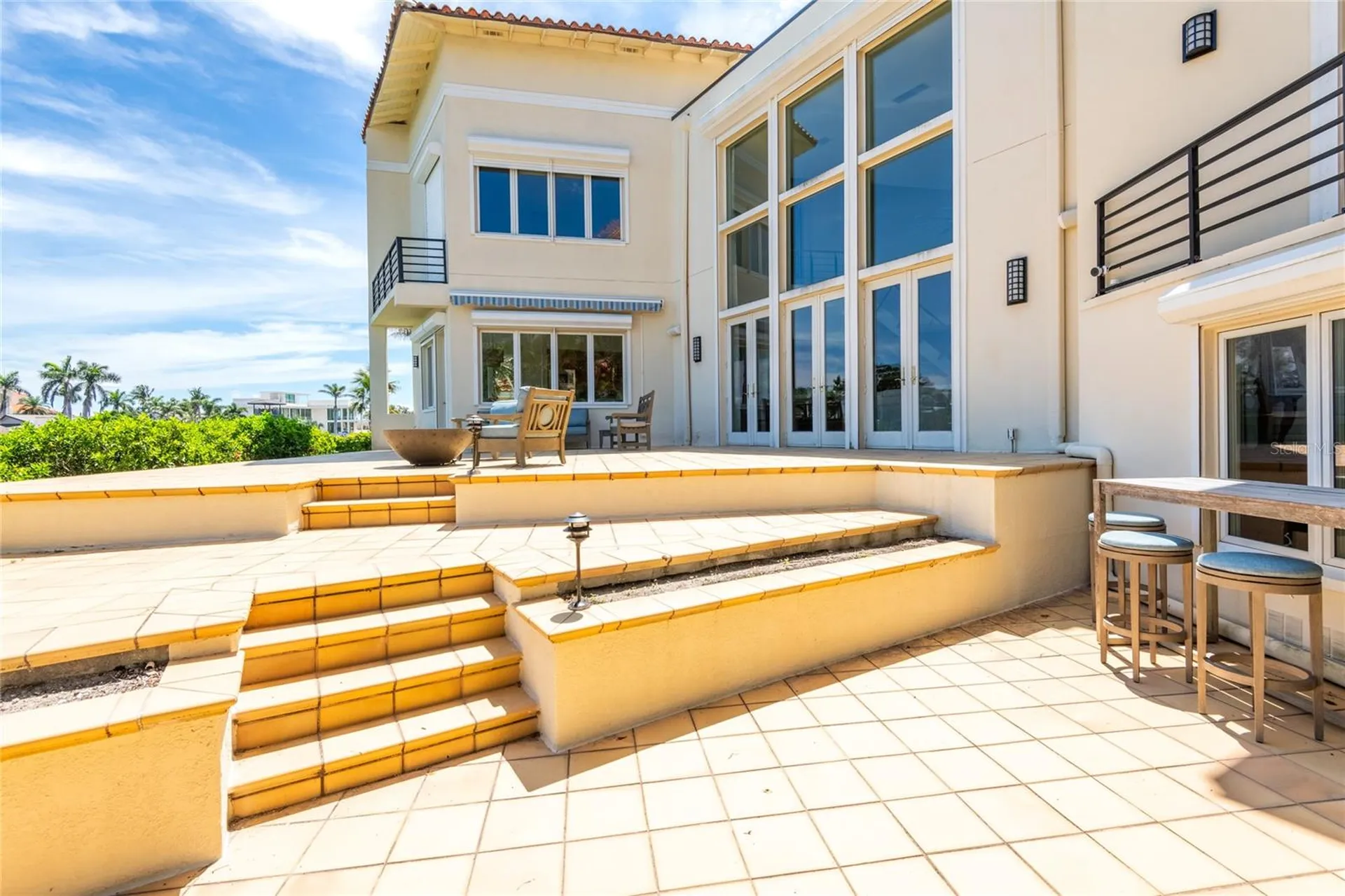 4703 Dolphin Cay Lane S St Petersburg FL 33711