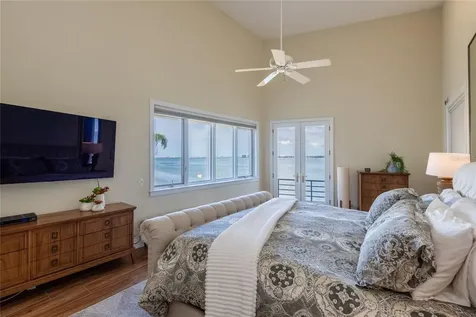 4703 Dolphin Cay Lane S St Petersburg FL 33711