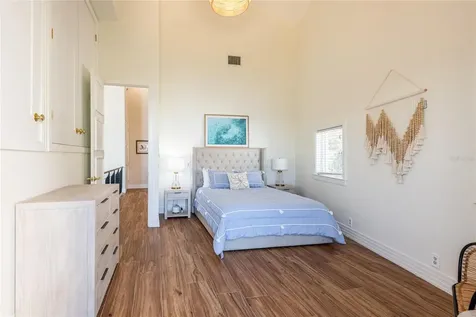4703 Dolphin Cay Lane S St Petersburg FL 33711