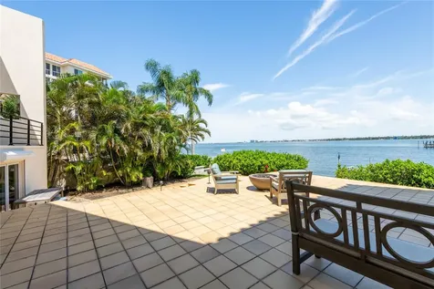 4703 Dolphin Cay Lane S St Petersburg FL 33711