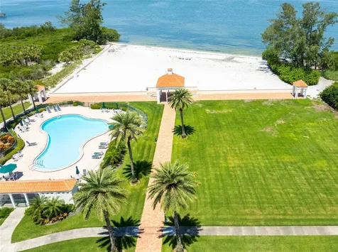 4703 Dolphin Cay Lane S St Petersburg FL 33711