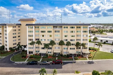 8950 Park Boulevard Seminole FL 33777
