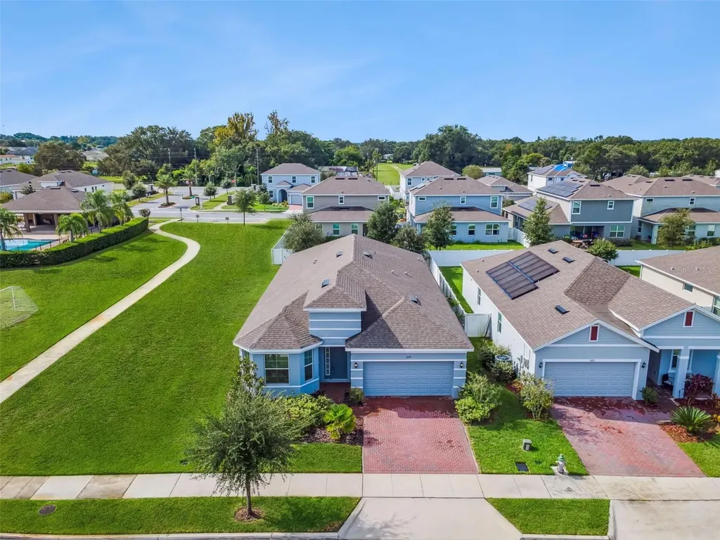 1329 Yorkdale Road Davenport FL 33837