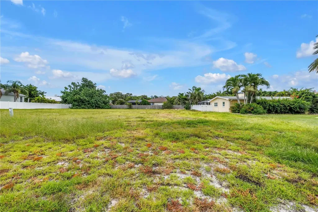 255 Monte Cristo Boulevard St Petersburg FL 33715