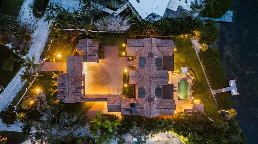 4315 Mangrove Place Sarasota FL 34242