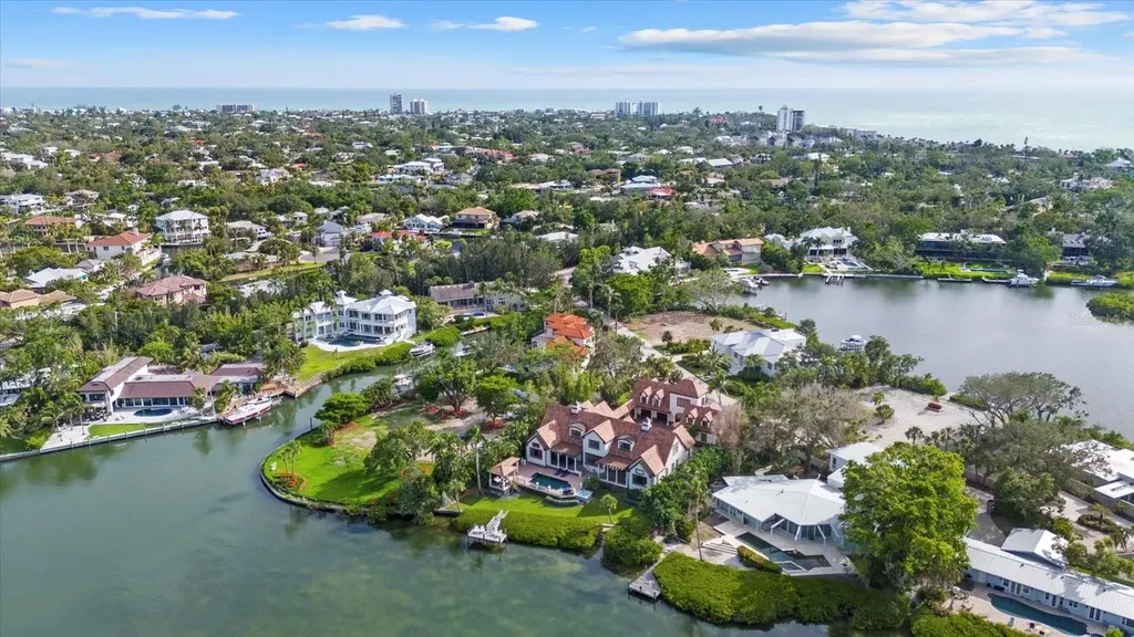 4315 Mangrove Place Sarasota FL 34242