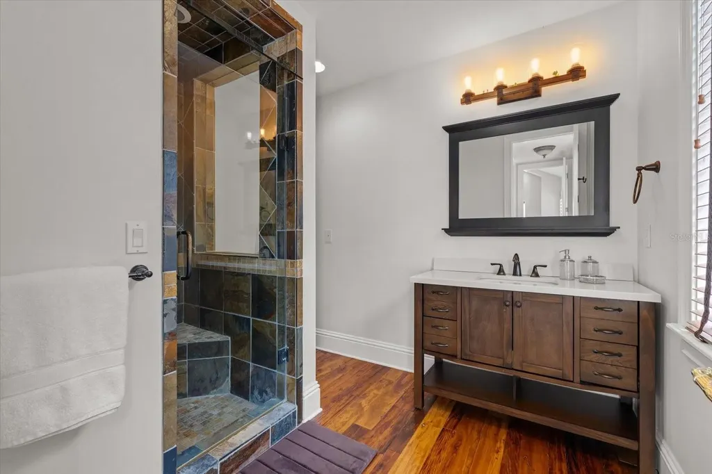 4315 Mangrove Place Sarasota FL 34242