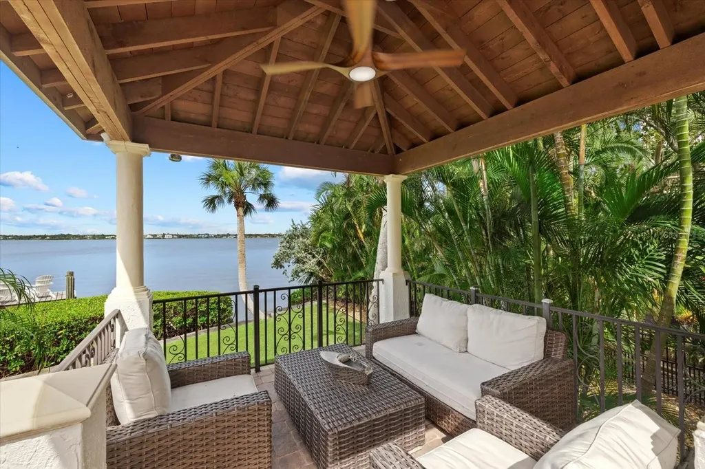 4315 Mangrove Place Sarasota FL 34242