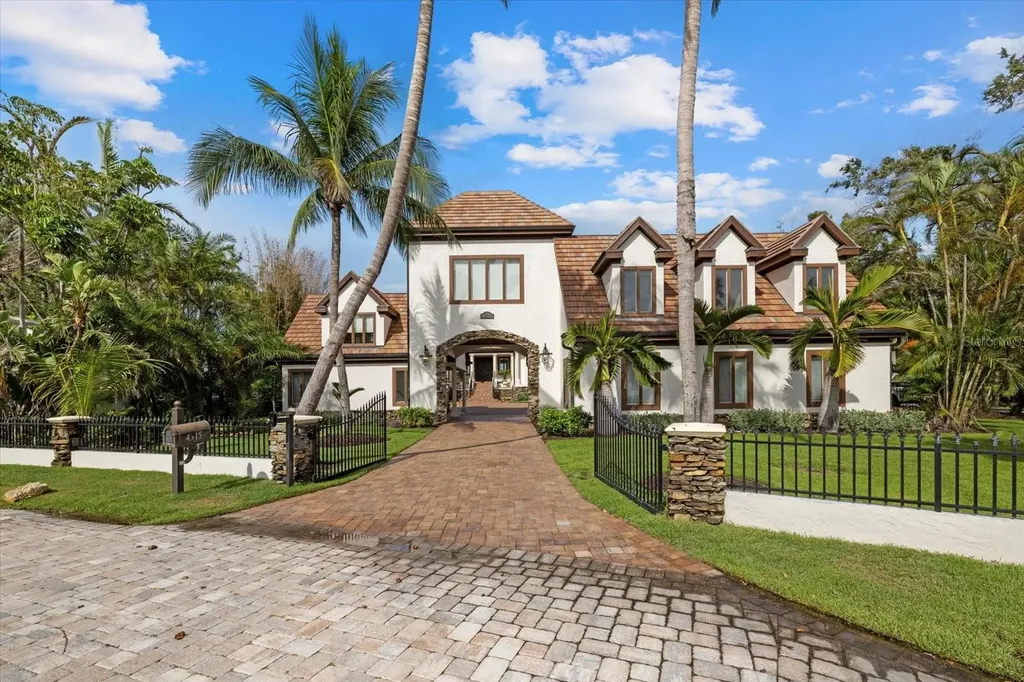 4315 Mangrove Place Sarasota FL 34242