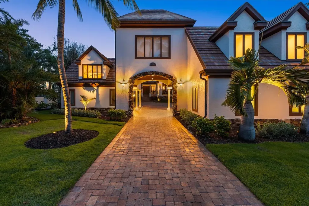 4315 Mangrove Place Sarasota FL 34242