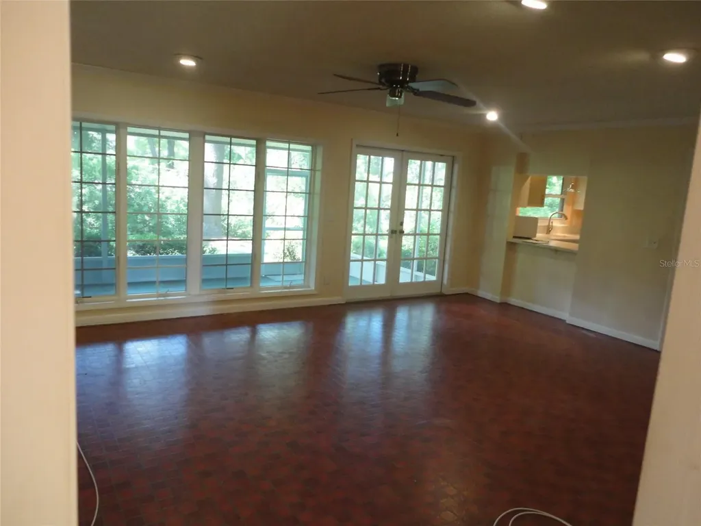 9230 NW 9th Avenue Gainesville FL 32606