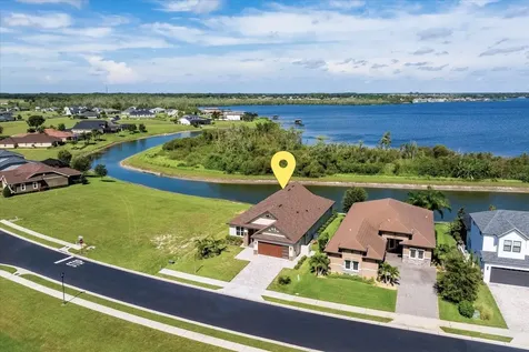 559 Waterfern Trail Drive Auburndale FL 33823