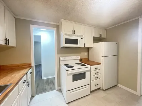 2490 SW 14th Drive Gainesville FL 32608