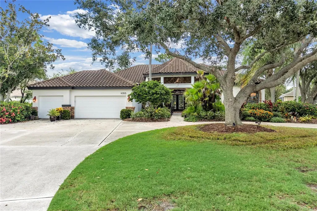 10305 Tamo Shanter Place Bradenton FL 34202