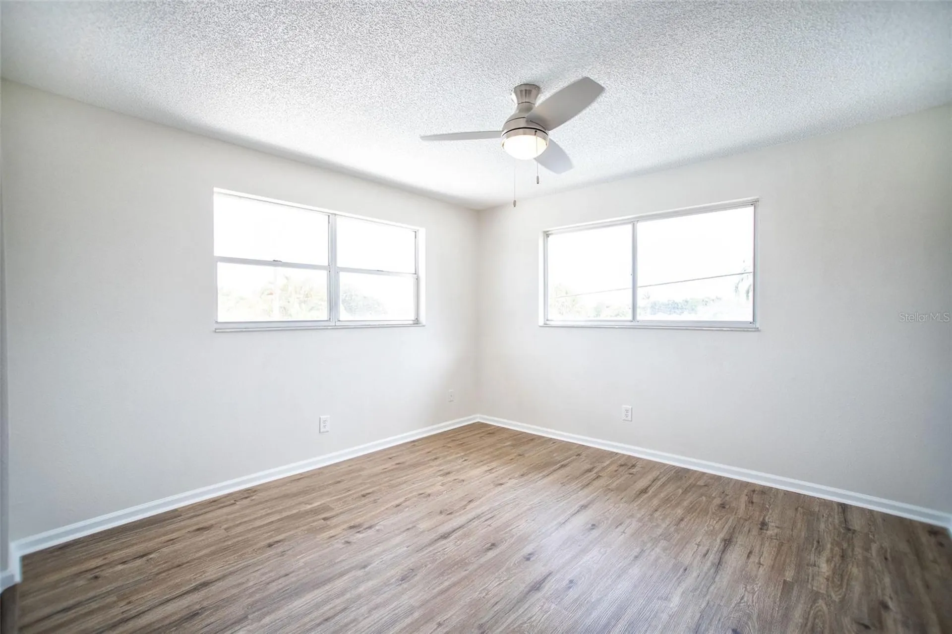 6062 22nd Avenue N St Petersburg FL 33710