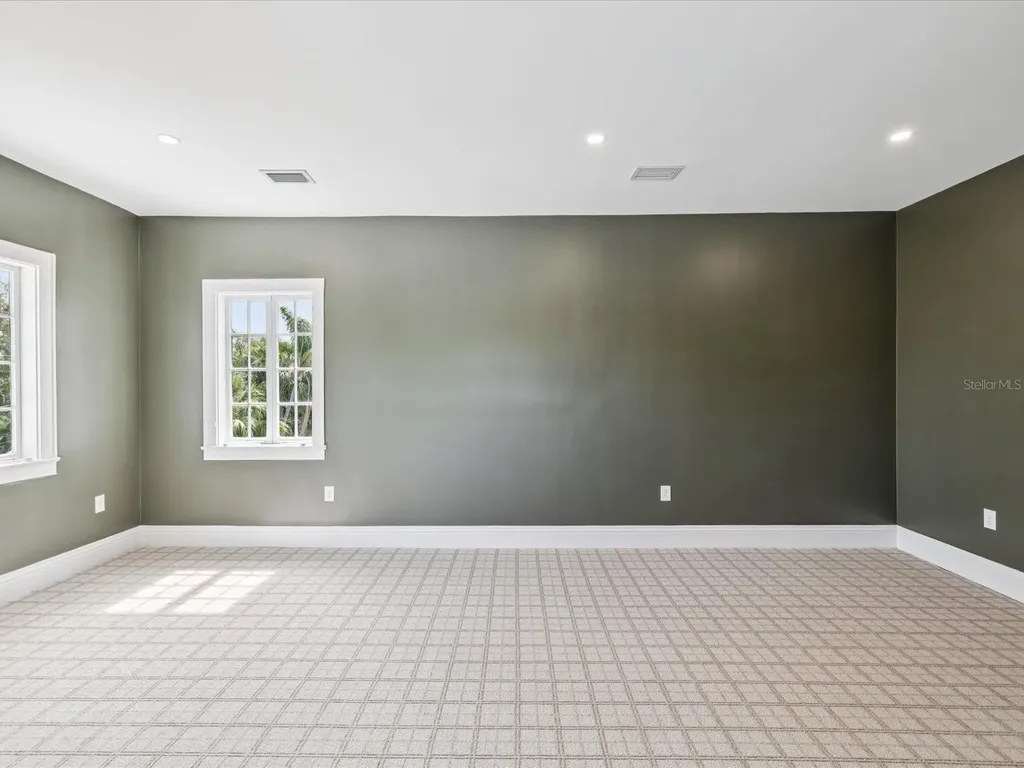 456 Gardenia Street Belleair FL 33756
