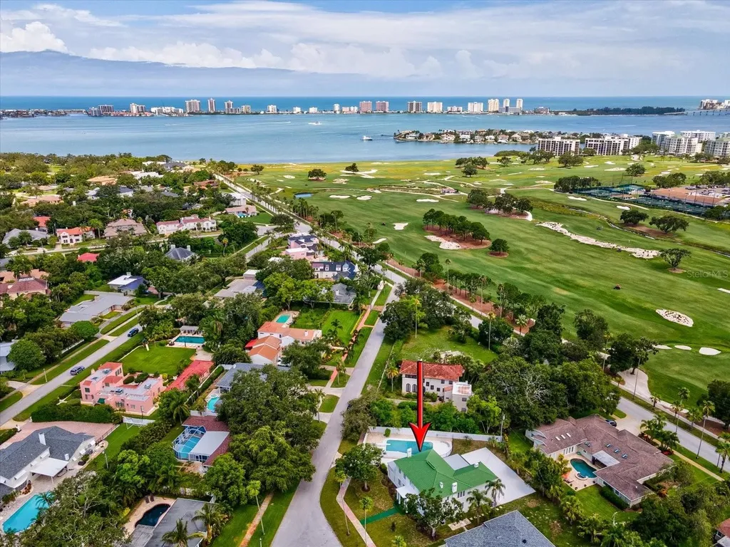456 Gardenia Street Belleair FL 33756