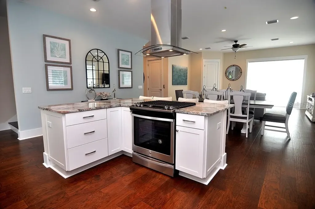 16 Outlook Way Dunedin FL 34698