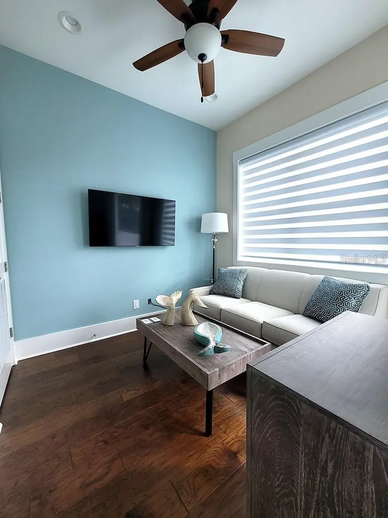 16 Outlook Way Dunedin FL 34698